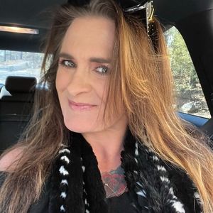 Meet your Posher, Marcia